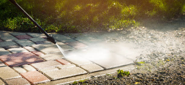 Best Pool Deck Cleaning  in Hebron, NE